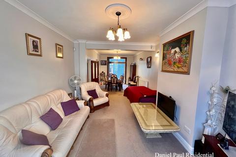 2a Kingsdown Avenue, Ealing, London, W13 9PR