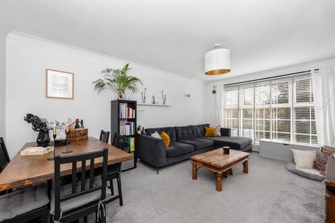 2 bedroom flat for sale, Withdean Rise, Withdean, Brighton