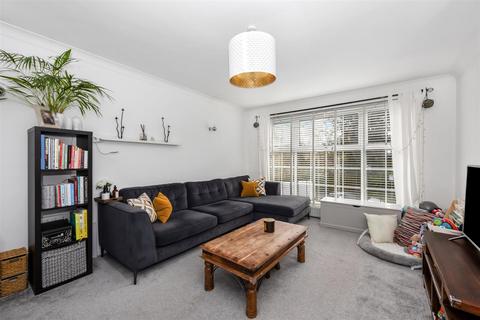 2 bedroom flat for sale, Withdean Rise, Withdean, Brighton