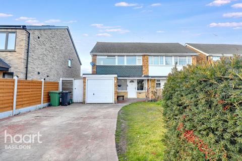 Ozonia Avenue, Wickford