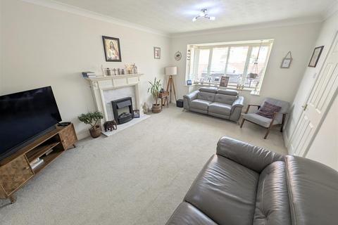 27 Cloverfields, Haslington, Crewe, CW1 5AL