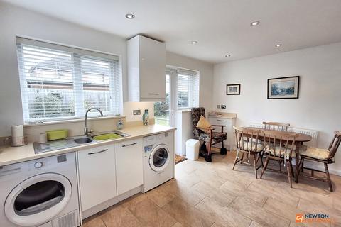 14 Salisbury Road, Werrington, Peterborough, PE4 6NL