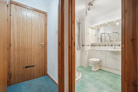 2 bedroom retirement property for sale, Earnbank, Bridge Of Earn, PH2