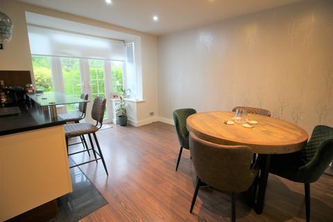 3 bedroom semi-detached house to rent, Beacon Avenue, Preston PR2