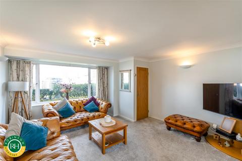 9 Torksey Close, Doncaster, DN4 7PY