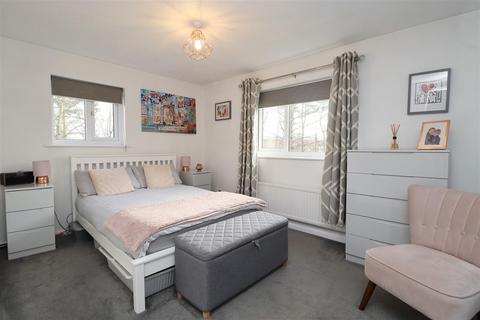 9 Holly Close, Full Sutton, York, YO41 1LY