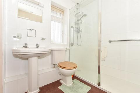 42 Medway Drive, Forest Row, RH18 5NT