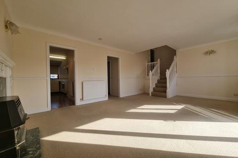 3 bedroom apartment to rent, Worcester Road, Hagley, Stourbridge, DY9