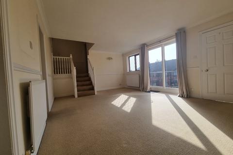 3 bedroom apartment to rent, Worcester Road, Hagley, Stourbridge, DY9