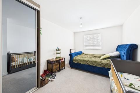 2 bedroom apartment for sale, Hurst Avenue, Blackwater, Camberley, Hampshire, GU17