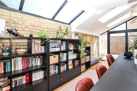 78 Bannockburn Road, London, SE18 1EP
