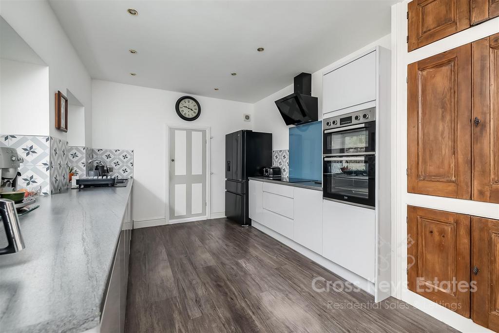 Kitchen/Breakfast Room