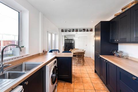 9 Stanbrook Road, London, SE2 9XR