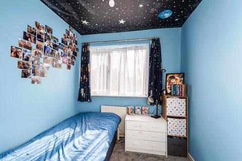 9 Stanbrook Road, London, SE2 9XR
