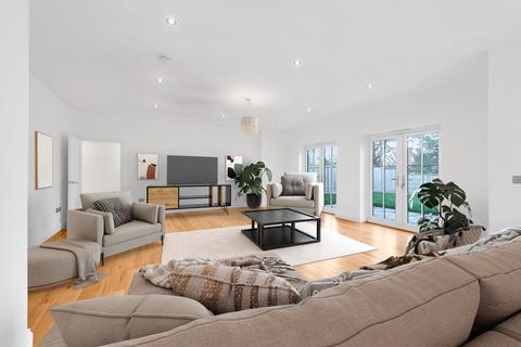 5 bedroom detached house for sale, House 6 Worth Farm, Little Horsted, TN22
