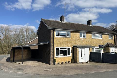 3 bedroom semi-detached house for sale, Marlins Turn, Gadebridge