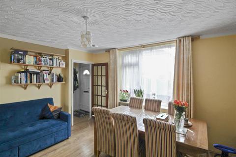 3 bedroom semi-detached house for sale, Allen Road, Irthlingborough