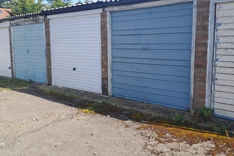 Garage for sale, Garage, Red Cedars / Clay wood Close, Orpington, BR6