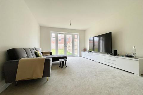 4 bedroom detached house for sale, Gravel Pen, Wigston LE18