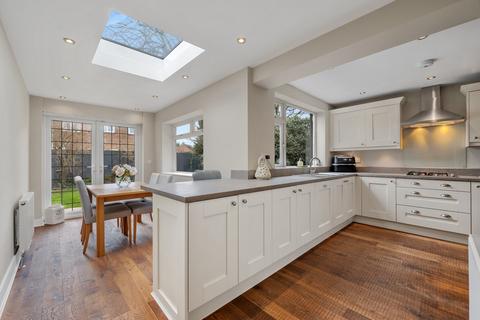 38 Hall Orchards Avenue, Wetherby, LS22 6SN