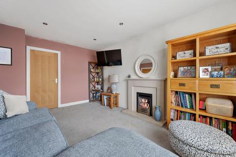 38 Hall Orchards Avenue, Wetherby, LS22 6SN