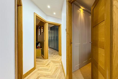 22 Broad Walk, Hockley, SS5 5DD