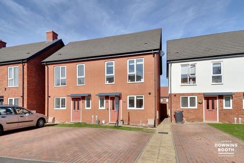 31 Baker Drive, Fradley, Lichfield, WS13 8TD