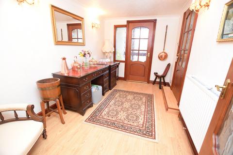 4 bedroom detached house for sale, Glendon Close, Market Drayton, Shropshire