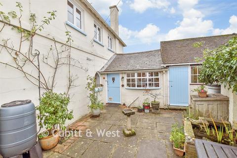 4 bedroom detached house for sale, London Road, Ashington RH20