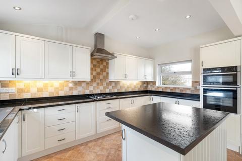 2 bedroom bungalow for sale, Moor Park Drive, Addingham, Ilkley, West Yorkshire, LS29