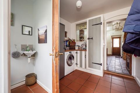 3 bedroom farm house for sale, Lime Kiln Lane, Fakenham, NR21