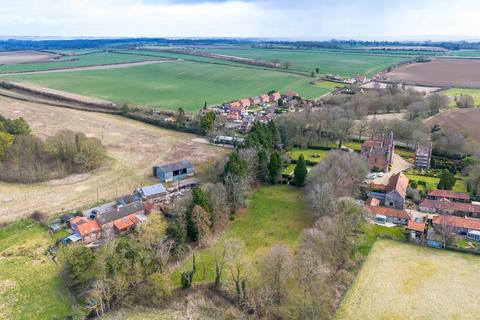 3 bedroom farm house for sale, Lime Kiln Lane, Fakenham, NR21