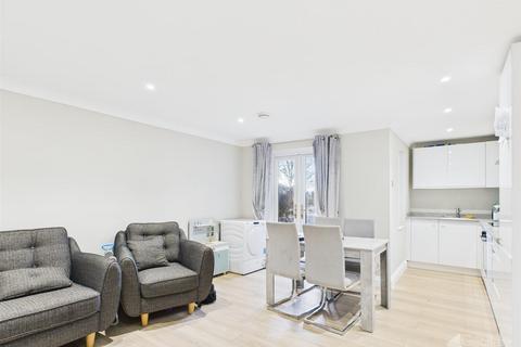 2 bedroom apartment for sale, Chelmsford Road, Dunmow CM6