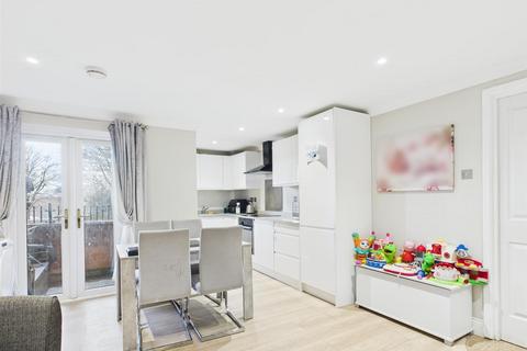 2 bedroom apartment for sale, Chelmsford Road, Dunmow CM6