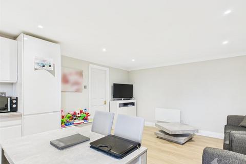 2 bedroom apartment for sale, Chelmsford Road, Dunmow CM6