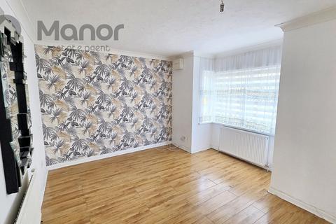 2 bedroom terraced house to rent, Southend Road, East Ham, E6 2AA
