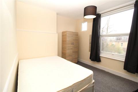undefined, Greenford Avenue, Hanwell, W7