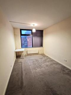 2 bedroom flat to rent, Regents Park Road, London N3