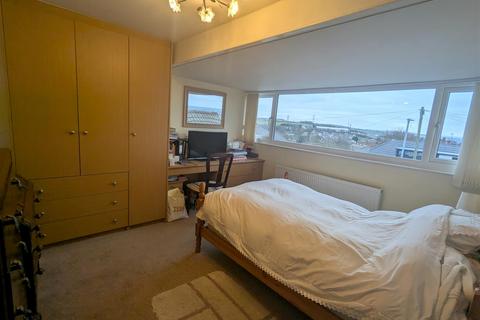 undefined, West Lodge Crescent, Halifax HD2