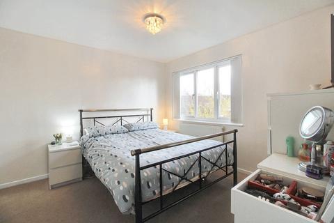 12 Waterside, Willesborough, Ashford, TN24 0AX
