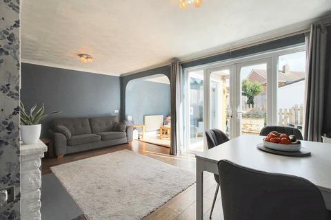 12 Waterside, Willesborough, Ashford, TN24 0AX