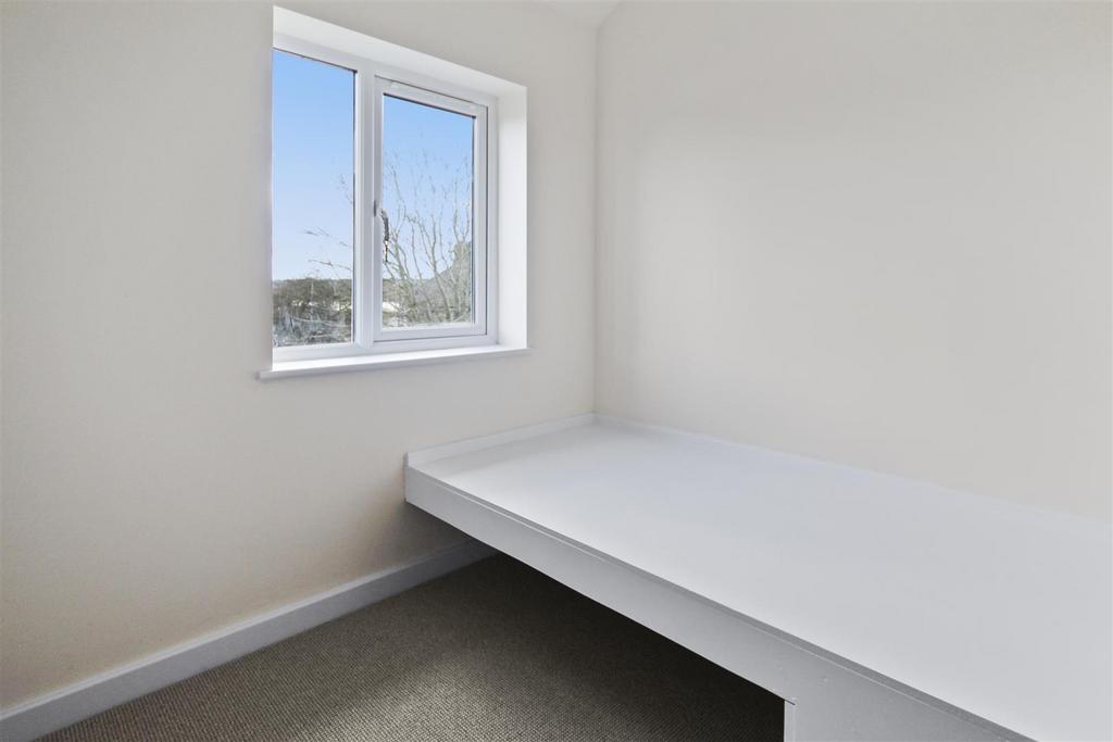 Bedroom 3.jpg