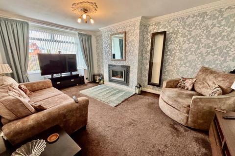 587 Whitehall Road, Leeds, LS12 6HA