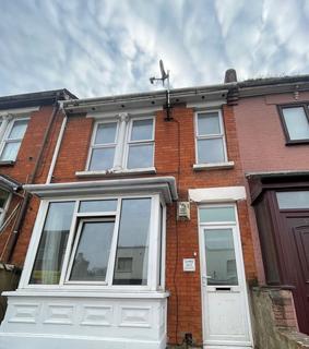 1 bedroom flat to rent, Canterbury Street, Gillingham, ME7