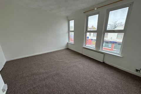 1 bedroom flat to rent, Canterbury Street, Gillingham, ME7