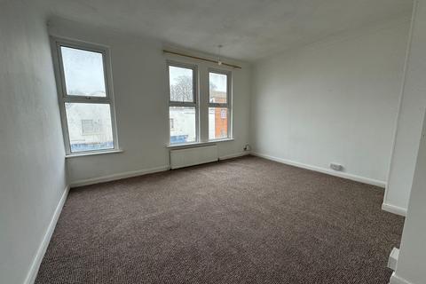 1 bedroom flat to rent, Canterbury Street, Gillingham, ME7