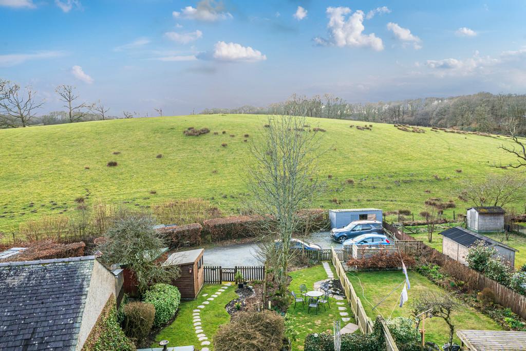 Extensive Countryside Views