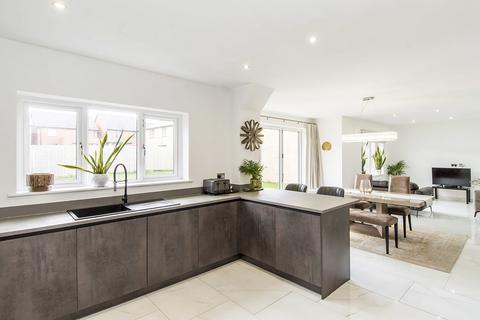 5 bedroom detached house for sale, Edmund Close, Market Harborough