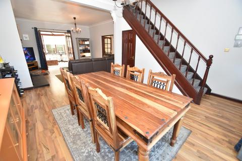 2 Alexandra Terrace, Sunniside, Newcastle Upon Tyne, NE16 5LH