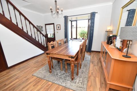 2 Alexandra Terrace, Sunniside, Newcastle Upon Tyne, NE16 5LH